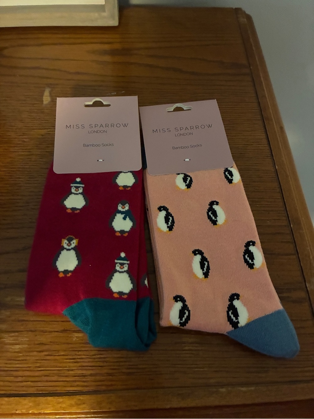 Miss Sparrow Penguin Pattern Casual Socks - Red & Pink